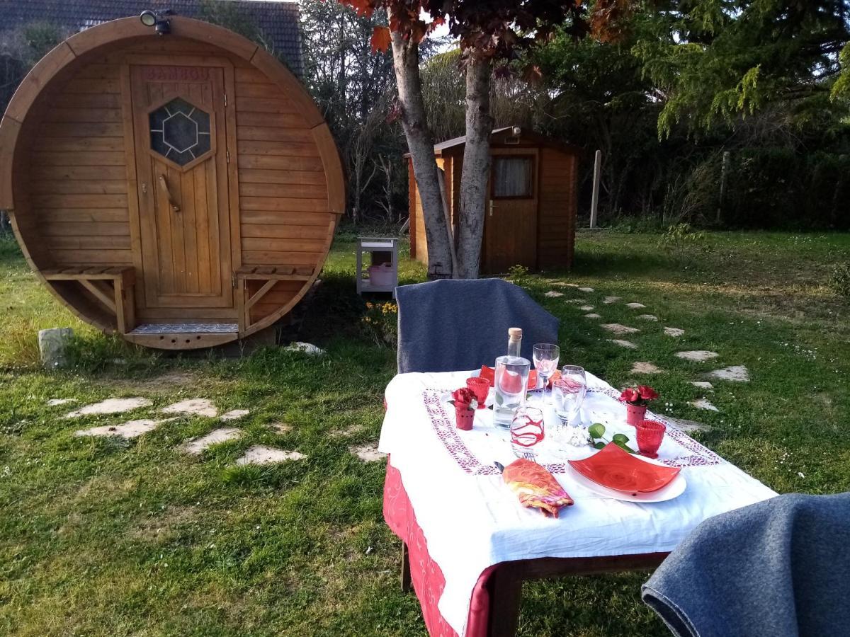 Les Tonneaux De L'Eure Logement Insolite Neuilly  Extérieur photo